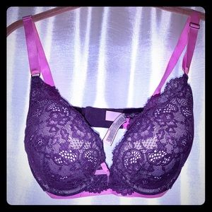 Victoria’s Secret Lace Bra 32DD